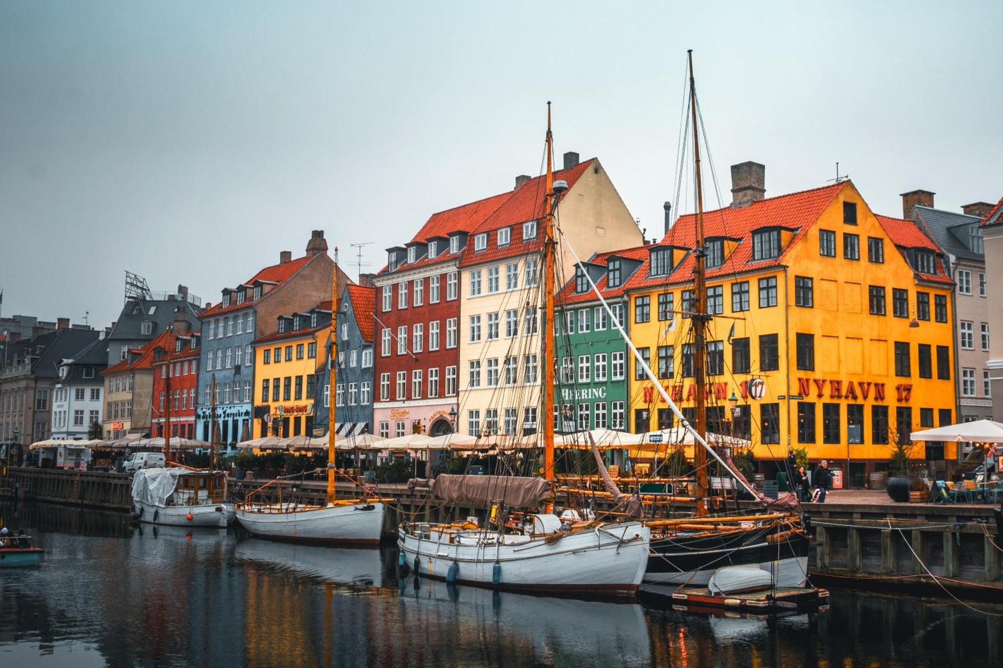 Leilighet Stunning 2 Bedroom On Nyhavn With Private Balcony *